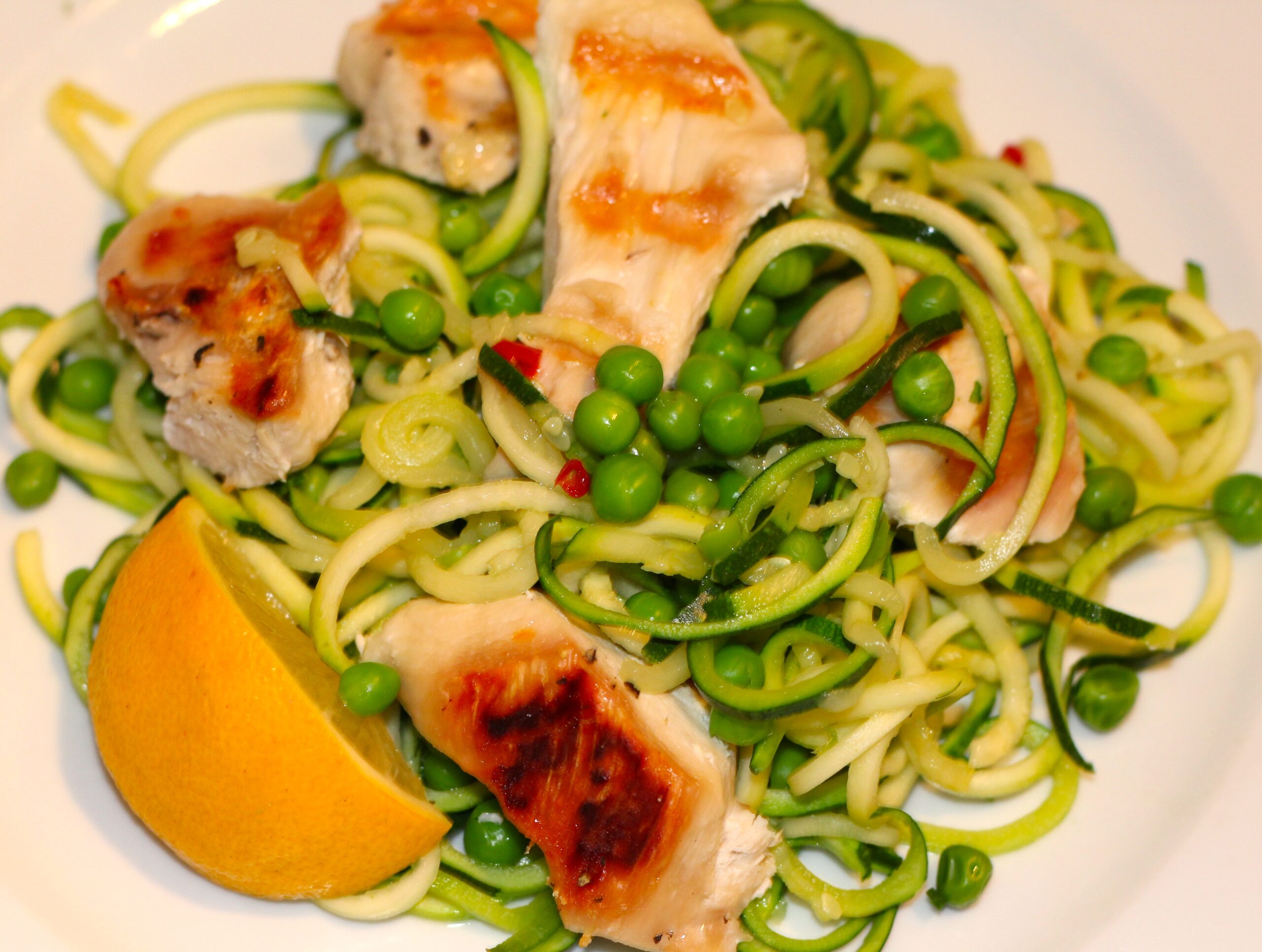 LEMON CHICKEN PEA COURGETTI